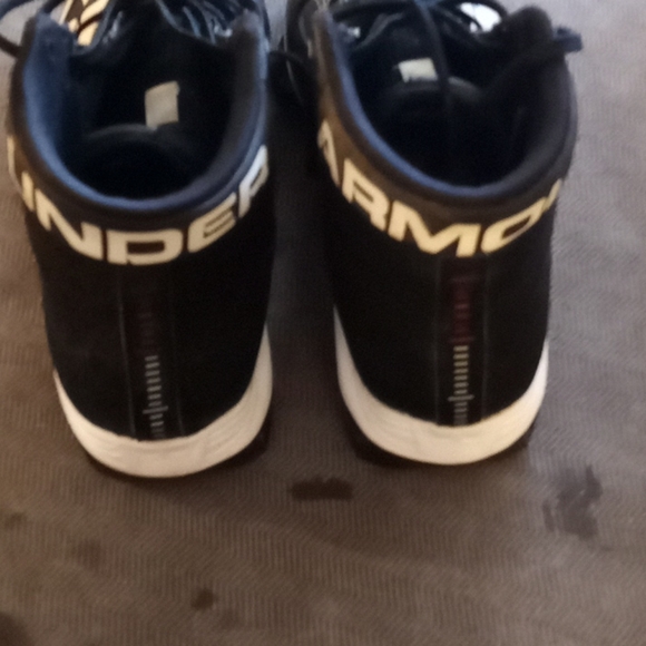 Cleats - Picture 4 of 4